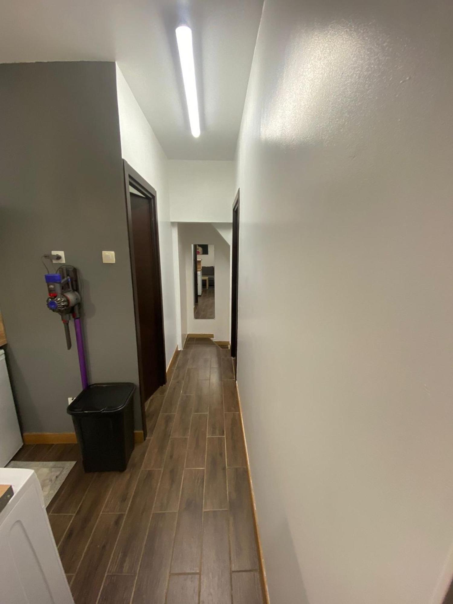 Agreable Appartement In Montmartre パリ エクステリア 写真